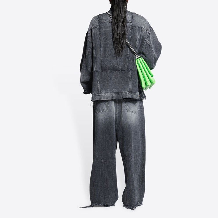 Purchase (W) Balenciaga SS22 Jaket Denim Cut-Up Karpet Merah Wanita Hitam. 697779TBP470109