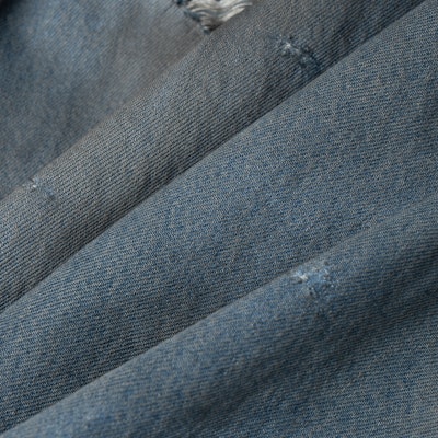 (W) 巴黎世家SS23蓝色破洞宽松牛仔裤带侧口袋 751111TDW143359 Sizing (W) 巴黎世家SS23蓝色破洞宽松牛仔裤带侧口袋 751111TDW143359