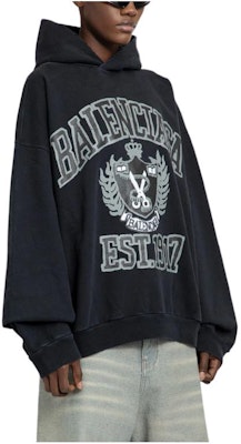 (W) 巴黎世家SS24宽松字母藏青色连帽衫女款 744463TOVK28190 Shop (W) 巴黎世家SS24宽松字母藏青色连帽衫女款 744463TOVK28190