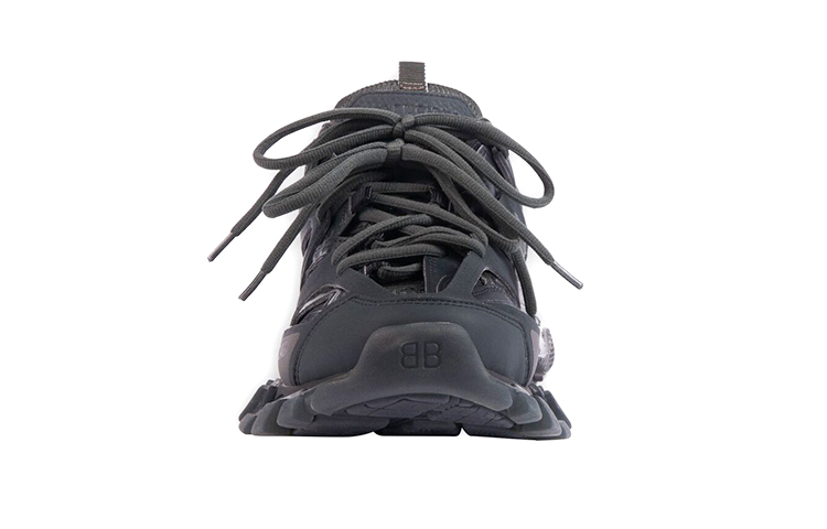 Shop Balenciaga巴黎世家 Track 1.0 潮流運動 低筒 懷舊鞋 女款 黑色