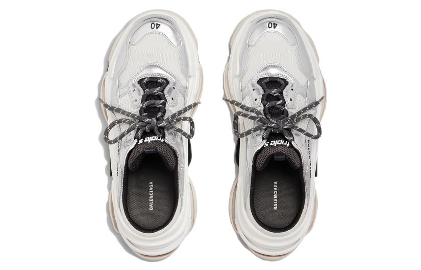 Lookbook (W) Balenciaga Triple S Mules ''Silber'' 755686W2FWM8191