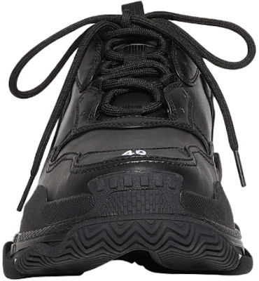 (W) バレンシアガ トリプルS スニーカー (黒) 524039W2FA51000 Lookbook (W) バレンシアガ トリプルS スニーカー (黒) 524039W2FA51000