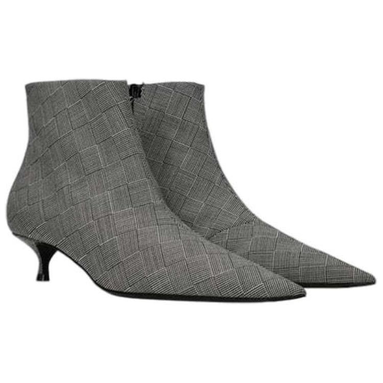 Order (W) Balenciaga 灰色格纹羊毛尖头靴 579218W1SR01214