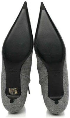 (W) Balenciaga 灰色格纹羊毛尖头靴 579218W1SR01214 Purchase (W) Balenciaga 灰色格纹羊毛尖头靴 579218W1SR01214