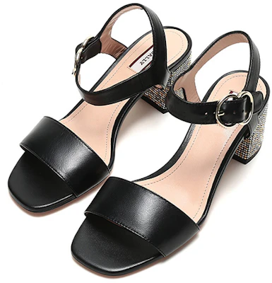 (W) BALLY ''Sandales à Talons Hauts en Cuir Noir'' 6231157 Lookbook (W) BALLY ''Sandales à Talons Hauts en Cuir Noir'' 6231157