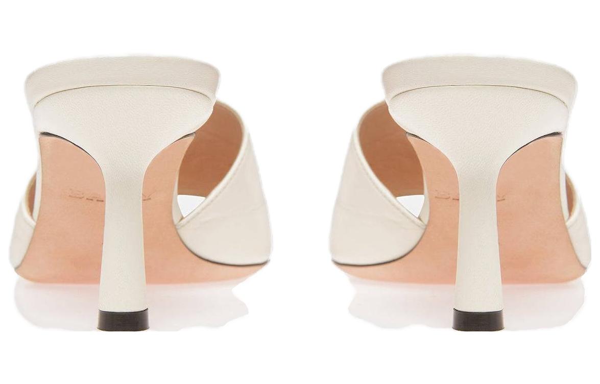 Shop (W) 발리 엠블럼 화이트 가죽 슬라이드 힐 6304826