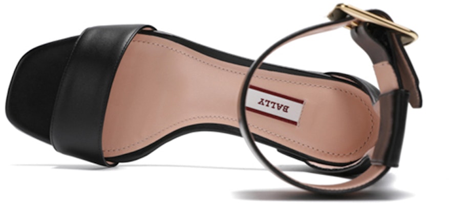 (W) BALLY Janise 'Black Buckle' Hitam Gesper 6231165 Lookbook (W) BALLY Janise 'Black Buckle' Hitam Gesper 6231165