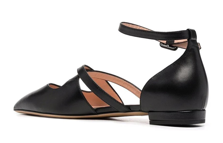 Lookbook BALLY巴利 鏤空皮革平底鞋 女款 黑色