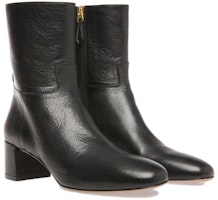 (W) 발리 블랙 가죽 라운드토 지퍼 앵클부츠 (Bally Black leather round-toe zip ankle boots) 6304591 Lookbook (W) 발리 블랙 가죽 라운드토 지퍼 앵클부츠 (Bally Black leather round-toe zip ankle boots) 6304591