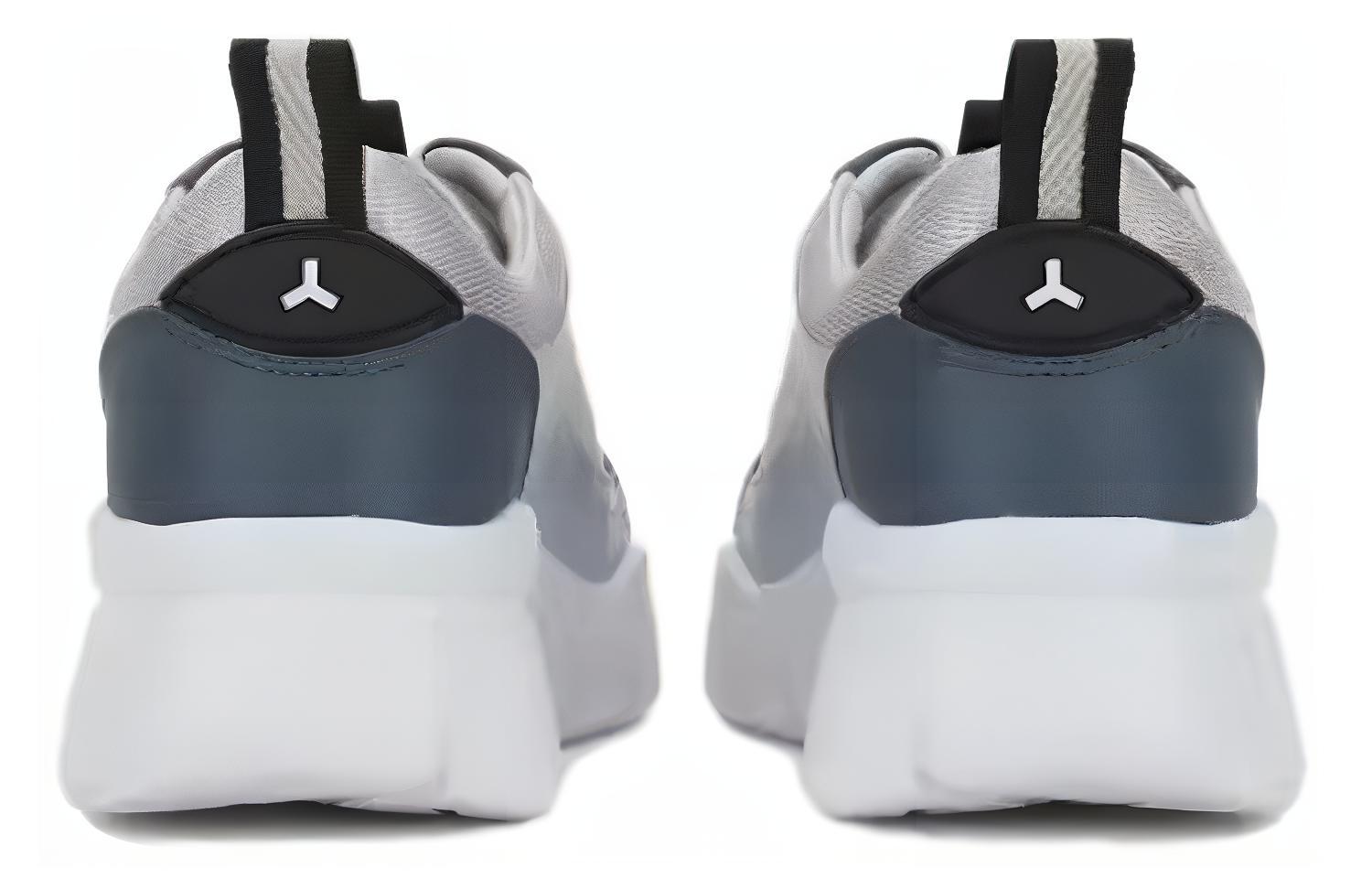 Shop (W) BALLY Sepatu Kulit Putih Low-Top Round Toe 6302695