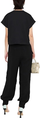 (W) 巴尔曼 黑色短款T恤带立体徽标设计. YF1EE005BB01-EAB Shop (W) 巴尔曼 黑色短款T恤带立体徽标设计. YF1EE005BB01-EAB