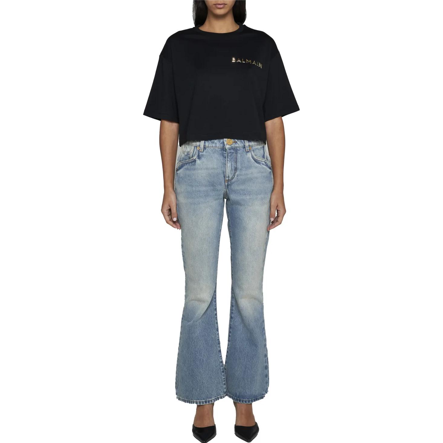 Lookbook (W) 발망 블랙 레터 프린트 크롭 반팔 티셔츠. CF1EE020-BC61-EAD