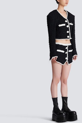 (W) BALMAIN FW22 Jaket Crop Hitam V-Neck Color-Block. AF1SD060XC09-EAB Purchase (W) BALMAIN FW22 Jaket Crop Hitam V-Neck Color-Block. AF1SD060XC09-EAB