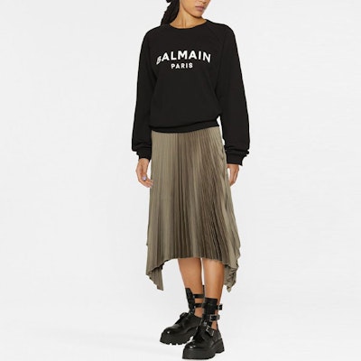 (W) 발망 FW22 블랙 로고 레터링 프린트 풀오버 스웻셔츠 YF0JQ001BB02-EAB Lookbook (W) 발망 FW22 블랙 로고 레터링 프린트 풀오버 스웻셔츠 YF0JQ001BB02-EAB