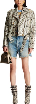 (W) 巴尔曼FW23蓝色徽标刺绣中腰破洞牛仔短裤 CF1MA120-DE04-6FF Lookbook (W) 巴尔曼FW23蓝色徽标刺绣中腰破洞牛仔短裤 CF1MA120-DE04-6FF