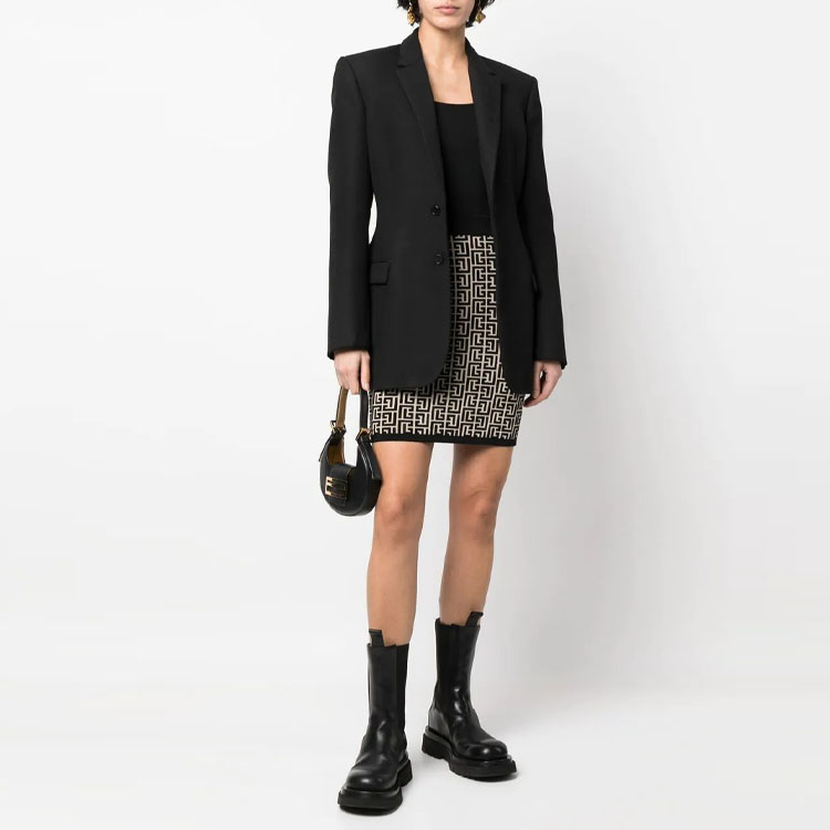 Lookbook (W) BALMAIN SS23 黑白圖案提花針織裙。 AF1LB005KB02-GFE