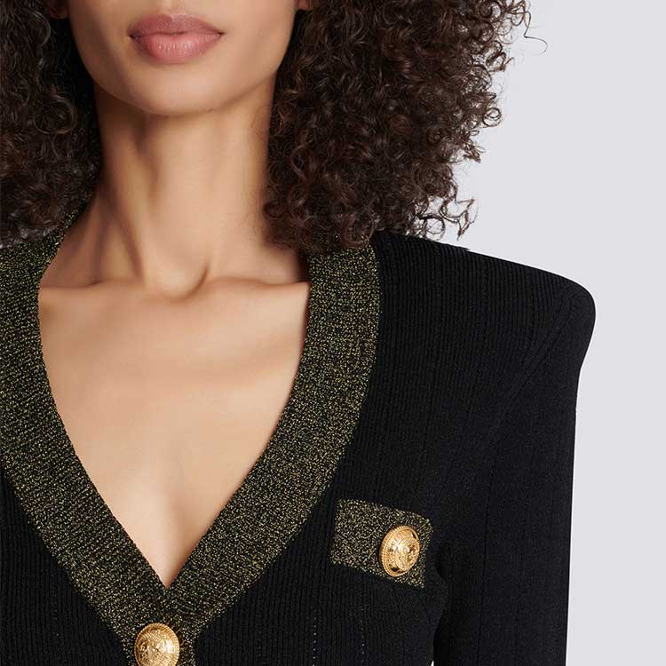 Details for (W) 발망 SS23 블랙 자수 메쉬 브이넥 슬림 니트 크롭 탑 AF1KL013KD74