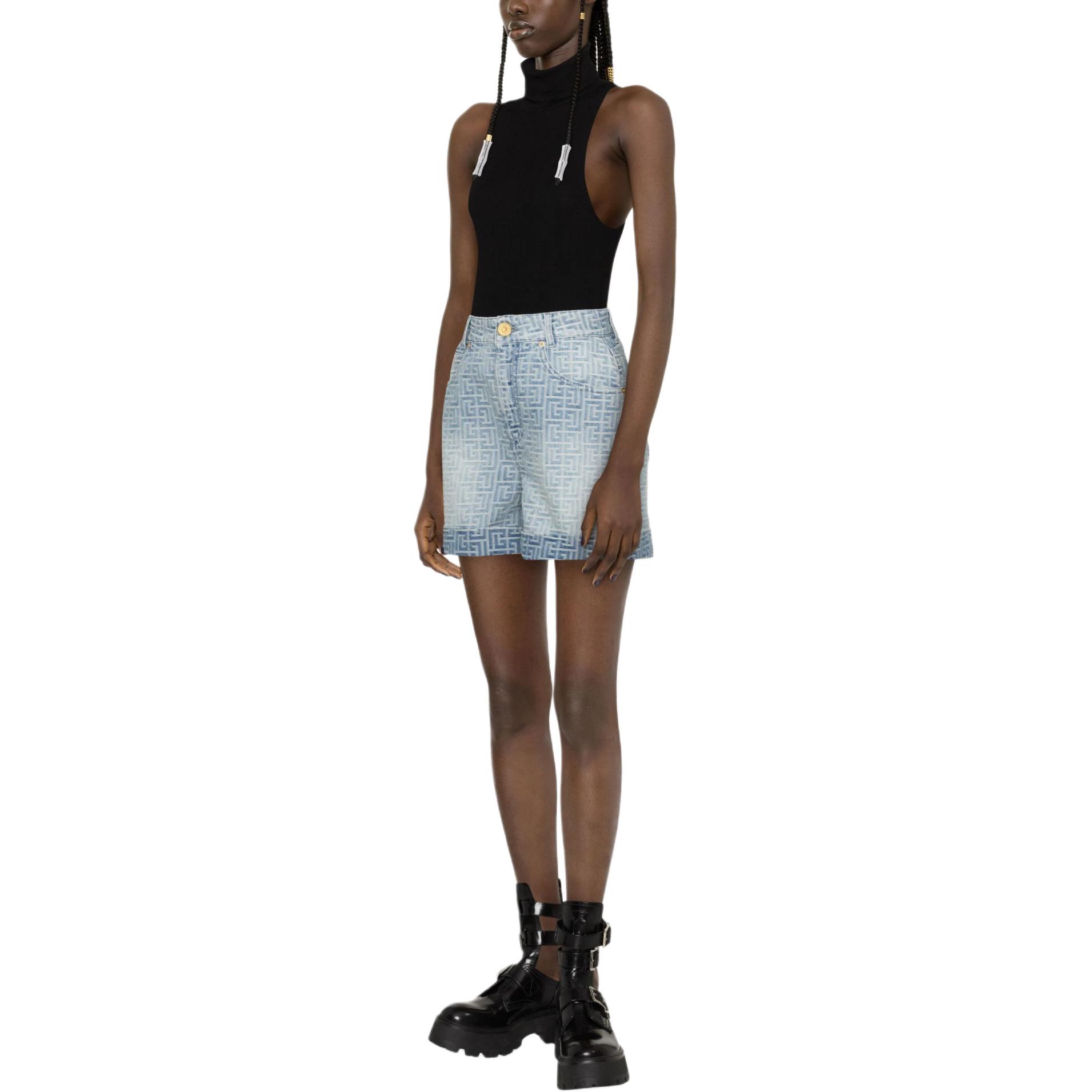 Purchase (W) BALMAIN SS24 淺藍色寬版字母扣牛仔短褲 CF1MA100-DD27-6FF