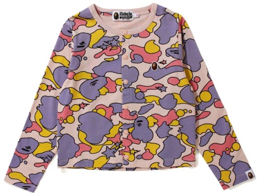 (W) 베이프 어 베이씽 에이프 루즈핏 카모 로고 싱글브레스트 가디건 자켓. 0ZXJKW211501H Lookbook (W) 베이프 어 베이씽 에이프 루즈핏 카모 로고 싱글브레스트 가디건 자켓. 0ZXJKW211501H