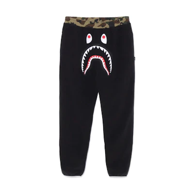 (Women) BAPE FW22 1st Camo Shark Polartec Pants Black Casual Joggers. 1H80-252-507