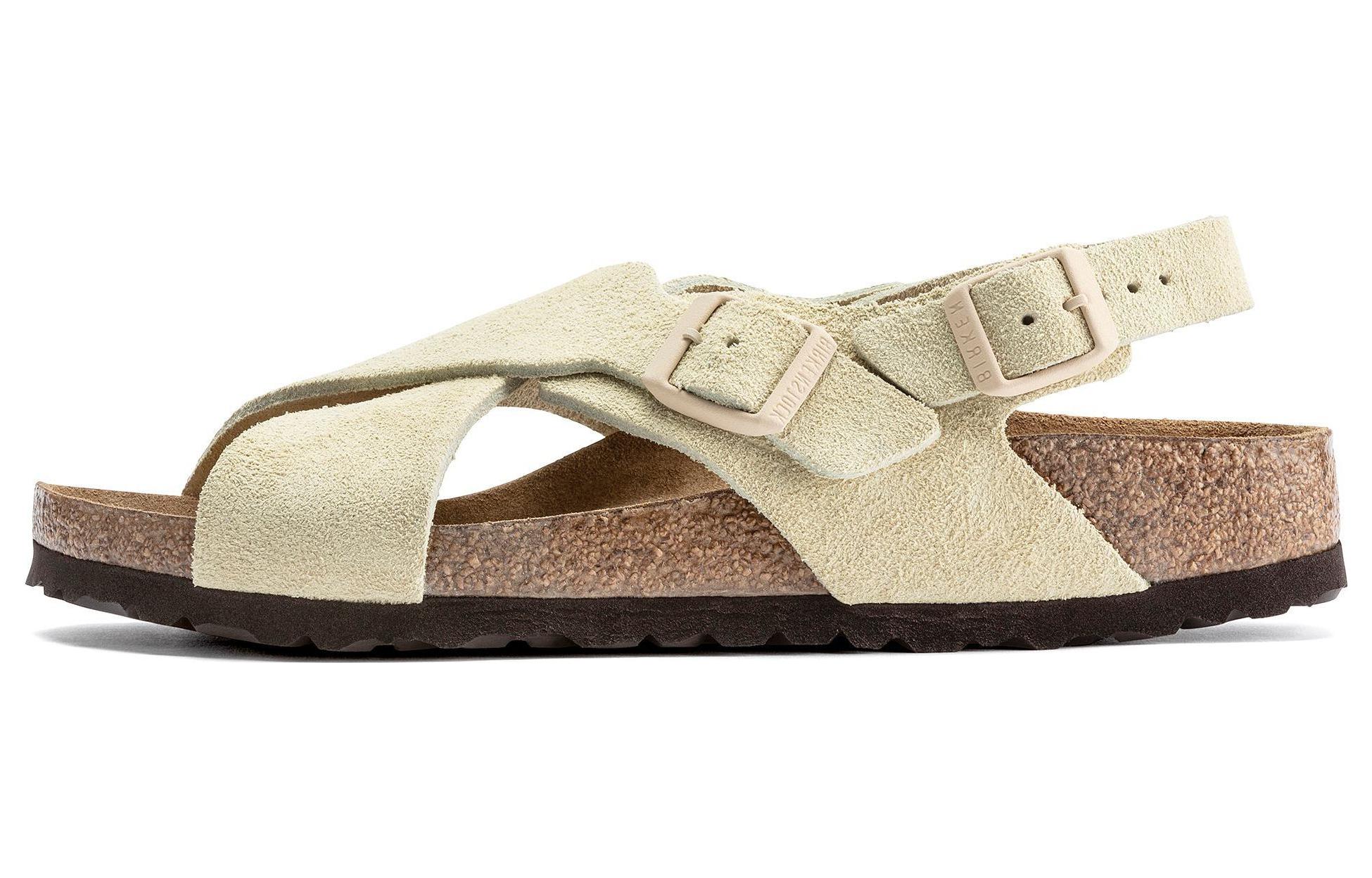 (W) Birkenstock Arizona 'Apricot Suede'