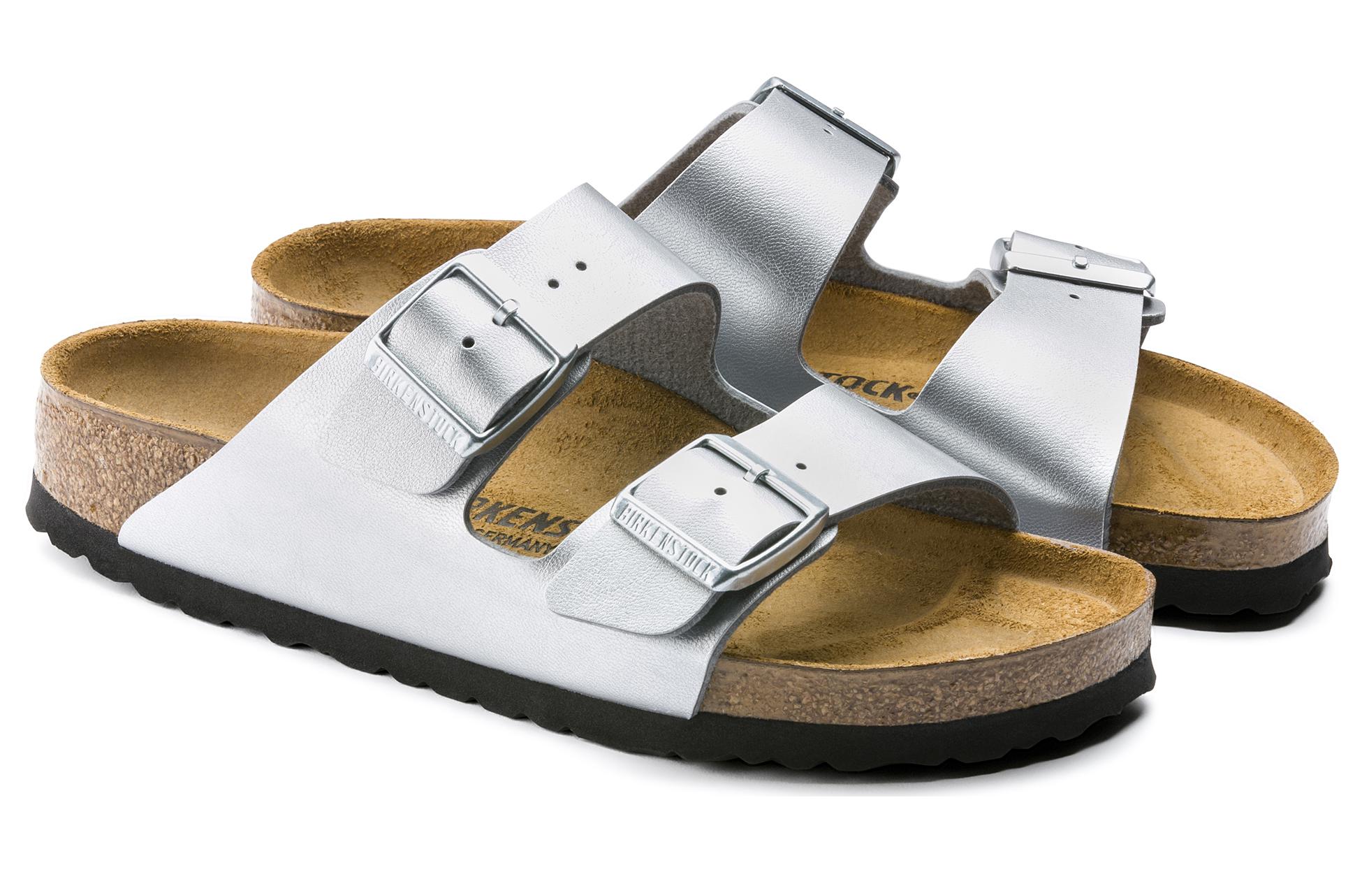 Shop (W) Birkenstock 亚利桑那款 Birko-Flor '银色' 1012282