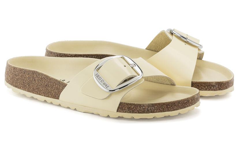 Lookbook (Women) Birkenstock Leather 'Metallic Buckle - Yellow Fashion Sandal' 1024228