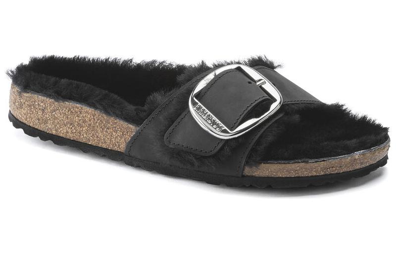 Order (W) Sandal Birkenstock Madrid Big Buckle Shearling Kulit Hitam Fit Sempit 1020136
