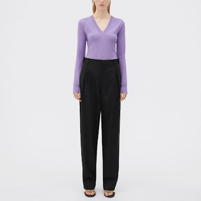 (W) Bottega Veneta Slim Fit Long Sleeve Sweater Ungu Lilac. 668585V1MK05117 Lookbook (W) Bottega Veneta Slim Fit Long Sleeve Sweater Ungu Lilac. 668585V1MK05117