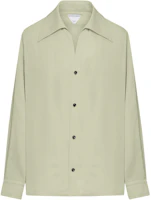(Women) Bottega Veneta Solid Button-Up Point Collar Long Sleeve Shirt Green 756670V35E01575 (Women) Bottega Veneta Solid Button-Up Point Collar Long Sleeve Shirt Green 756670V35E01575