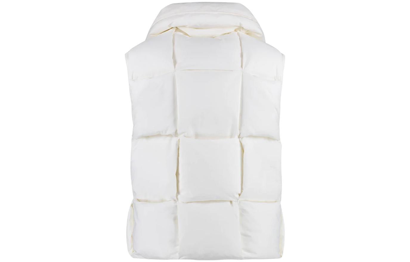 Lookbook (Women) Bottega Veneta  White Solid Sleeveless Casual Polo Vest. 716970VF4K09071