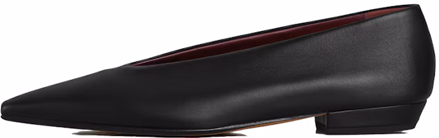 Buy (Women) Bottega Veneta Almond Leather Ballet Flat Black 608872VBSD01000