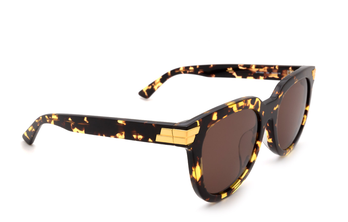 Lookbook (W) Cermin Mata Hitam Bottega Veneta Coklat BV1104SA002