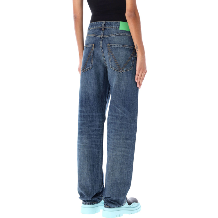 Purchase (W) ボッテガヴェネタ FW22 ブルーウォッシュ ミッドライズストレートレッグジーンズ. 710772V2EN04715