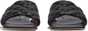 Shop Bottega Veneta葆蝶家 羊皮 格紋壓線一腳蹬 時尚涼拖 女款 黑色