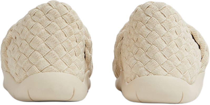 Bottega Veneta 葆蝶家 Intreccio 弹性套穿平底鞋 女風 白色 Lookbook Bottega Veneta 葆蝶家 Intreccio 弹性套穿平底鞋 女風 白色