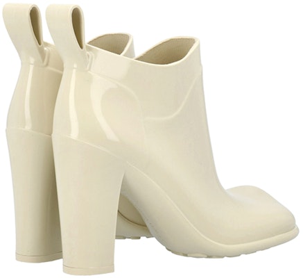 (W) 보테가 베네타 화이트 청키 힐 앵클 부츠 (9cm) 677113V1AJ09031 Lookbook (W) 보테가 베네타 화이트 청키 힐 앵클 부츠 (9cm) 677113V1AJ09031