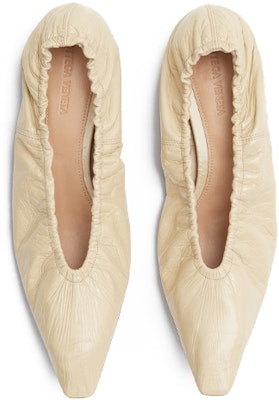 (W) 보테가 베네타 가죽 발레 플랫 라이트 브라운 652273VBP102624 Lookbook (W) 보테가 베네타 가죽 발레 플랫 라이트 브라운 652273VBP102624