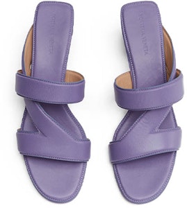 (W) Bottega Veneta Sandal Kulit Tali Bersilang Ungu 651376VBSL05176 Lookbook (W) Bottega Veneta Sandal Kulit Tali Bersilang Ungu 651376VBSL05176