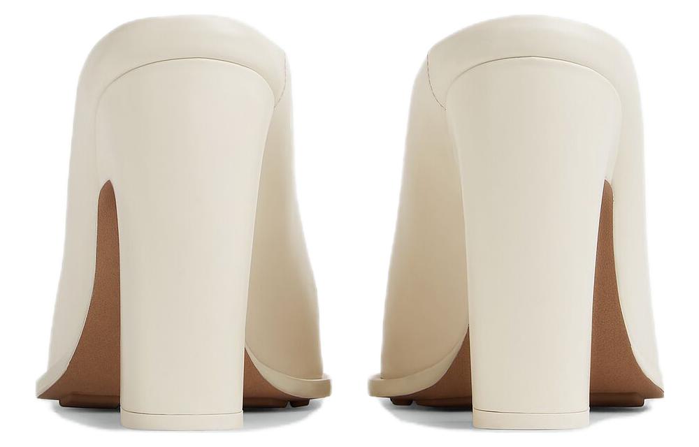 Lookbook (W) 葆蝶家白色舒适休闲皮革凉鞋 740280V00H09013