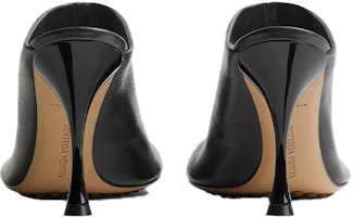 (W) Sandal Kulit Hitam Bottega Veneta 667191VBP401000 Shop (W) Sandal Kulit Hitam Bottega Veneta 667191VBP401000