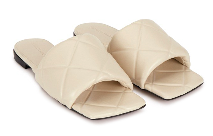 Lookbook (W) Sandal Bottega Veneta Lido Putih 639940VBP309031