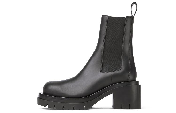 (Women) Bottega Veneta Lug Ankle Boot 'Black' 667144VBS501000