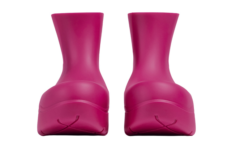 Lookbook (W) 葆蝶家 Puddle 'Hollyhock' 靴 640045-V00P0-5148