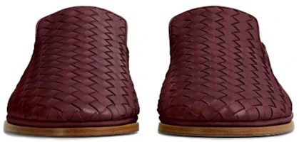 Lookbook Bottega Veneta 葆蝶家羊皮圓頭套腳休閒單鞋女款酒紅