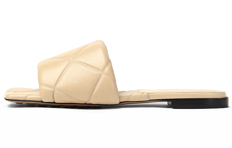 (Women) Bottega Veneta Rubber Lido 'Cane Sugar' 639940VBP302624