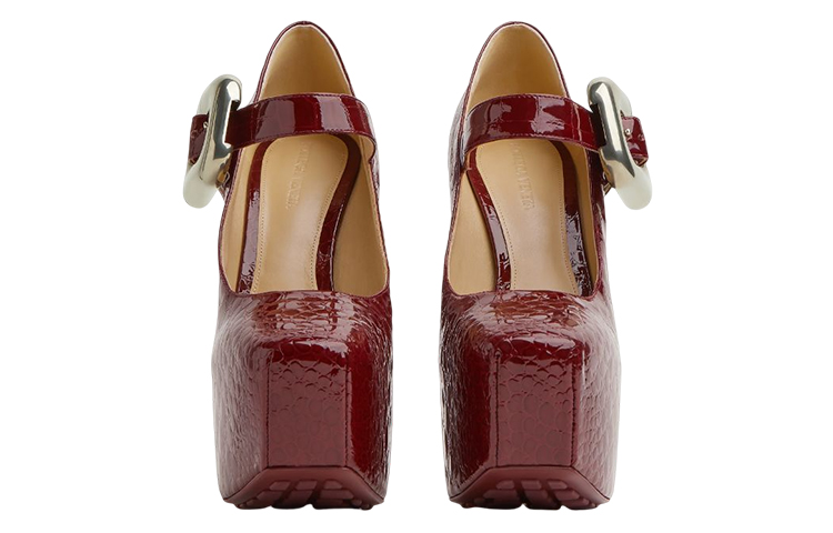 Lookbook (W) ボッテガ・ヴェネタ スティレット「チェリー」716146V2DW06084（女性用） 716146V2DW06084