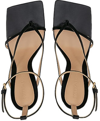 (W) Bottega Veneta Tacones Altos con Correa al Tobillo 'Negro' 608835VBSF01000 Lookbook (W) Bottega Veneta Tacones Altos con Correa al Tobillo 'Negro' 608835VBSF01000