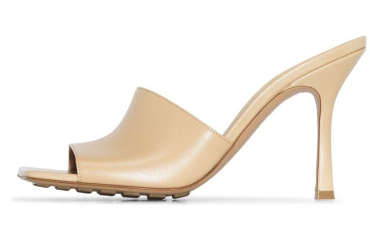 (Women) Bottega Veneta Stretch Nappa 'Apricot' 610538VBSF02624