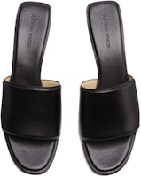 (W) Sandal Gesper Bottega Veneta Hitam Slip-On 651378VBSL01000 Shop (W) Sandal Gesper Bottega Veneta Hitam Slip-On 651378VBSL01000